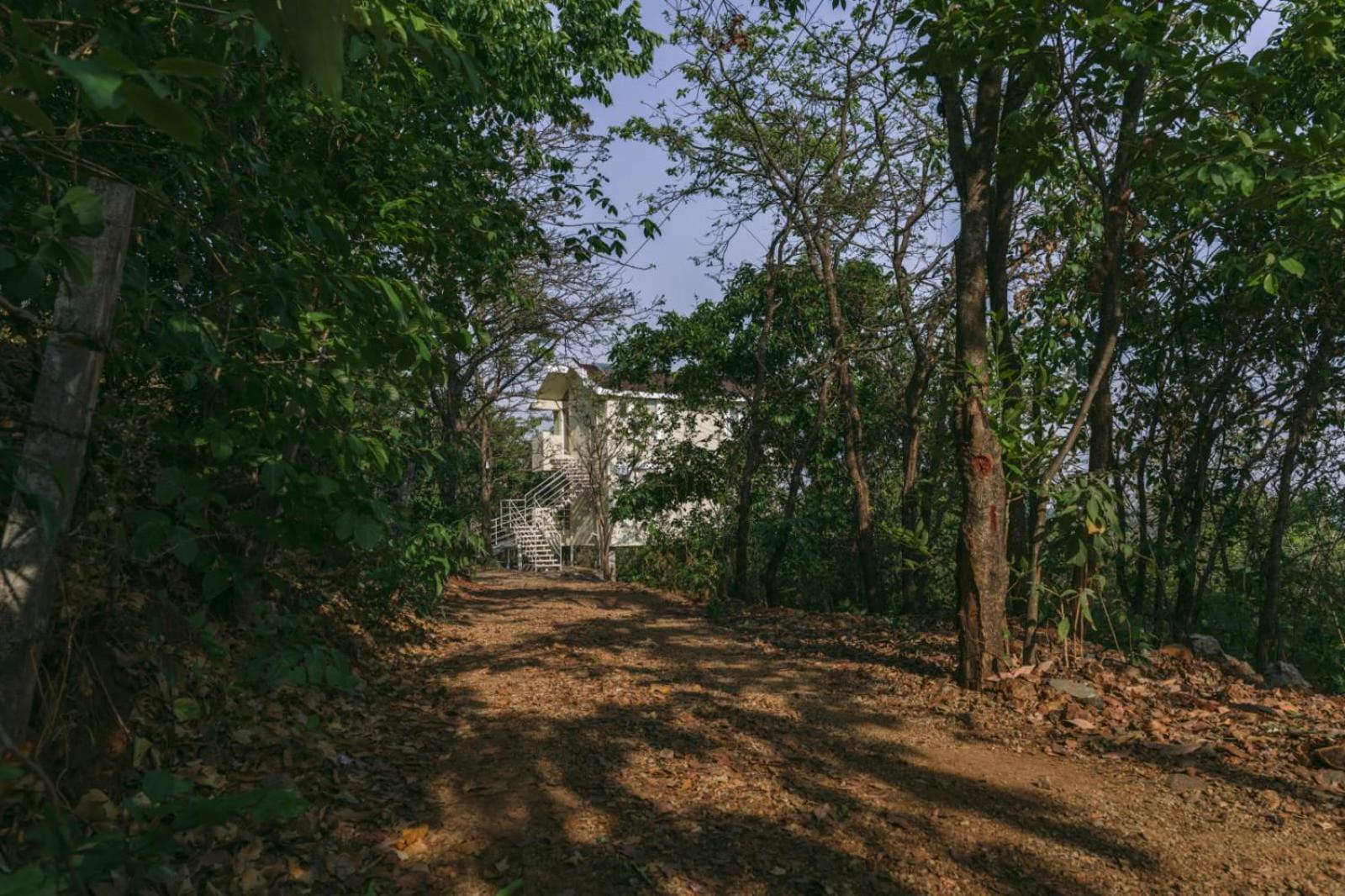 Eshi Resorts And Restaurant - Bhimashankars Jungle Luxury Resort Taleghar Exteriör bild