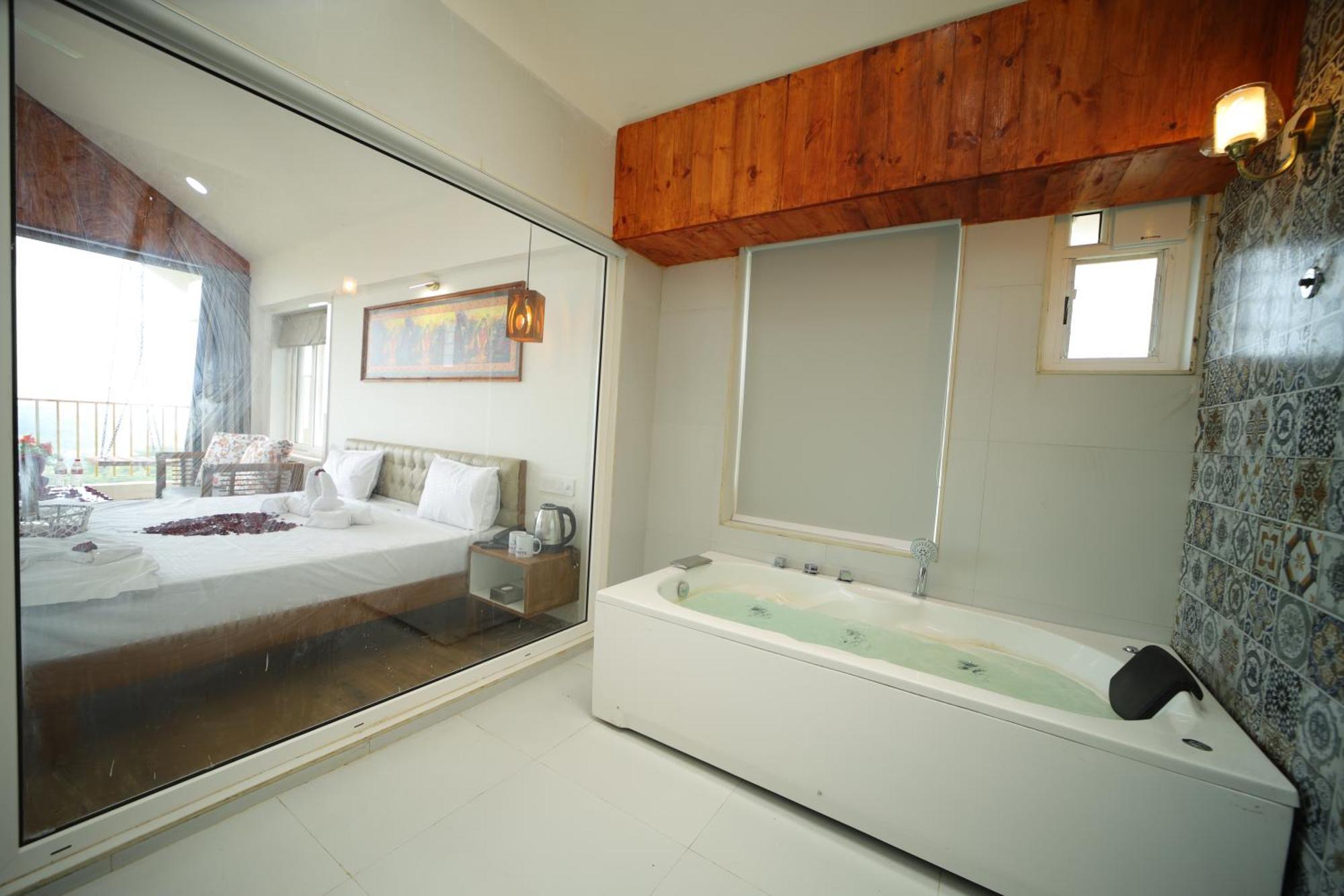Eshi Resorts And Restaurant - Bhimashankars Jungle Luxury Resort Taleghar Exteriör bild